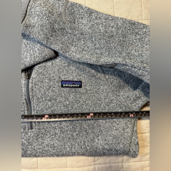 Patagonia Women's Better Sweater 1/4
Zip Pullover Birch White - Picture 7 of 11